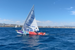 Maniobres amb el patí adaptat Lady. Fons Dani Anglada - Yes We Sail.