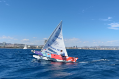 Maniobres amb el patí adaptat Lady. Fons Dani Anglada - Yes We Sail.