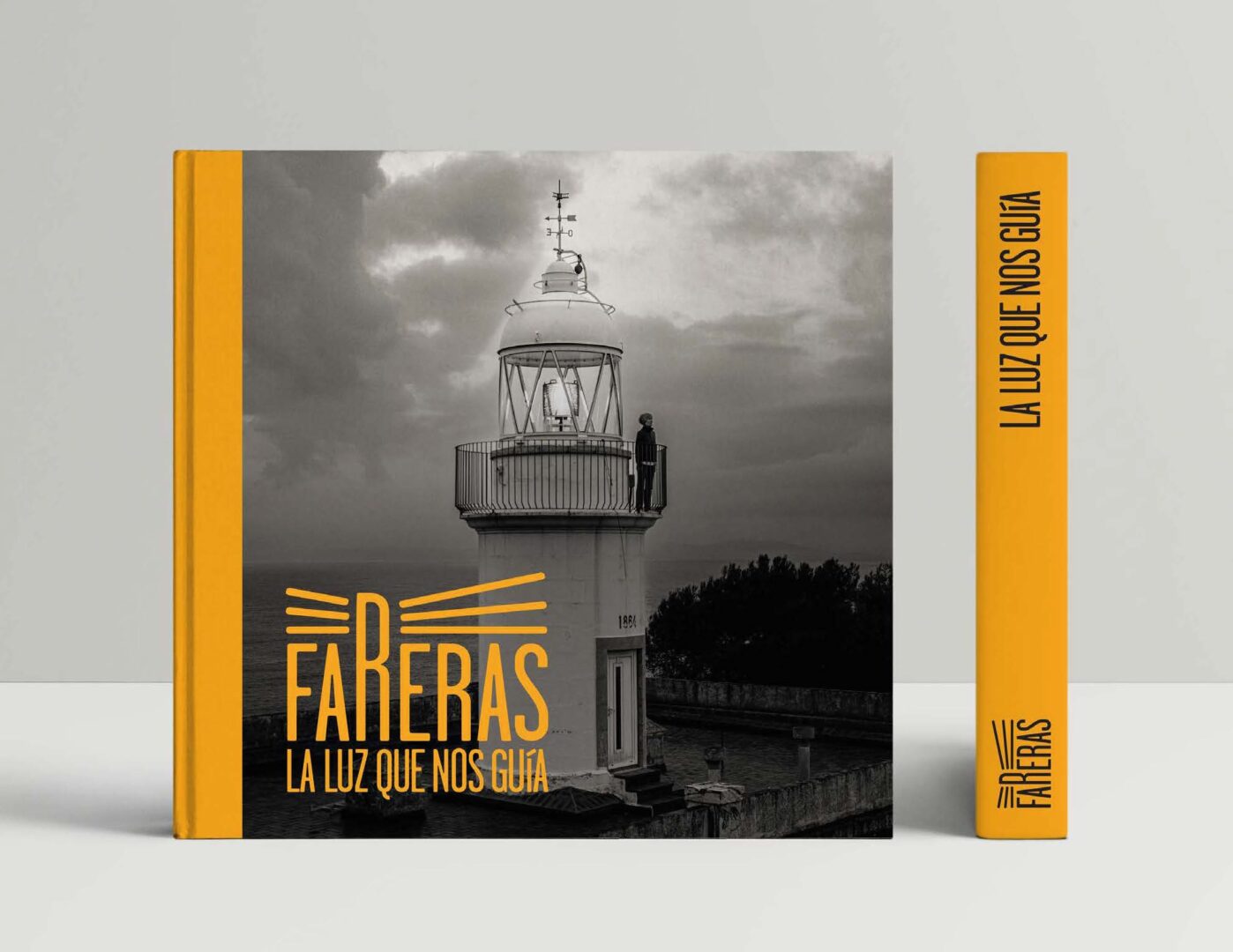 Coberta del Llibre de Cristina Rodríguez "Fareras. La luz que nos guía".