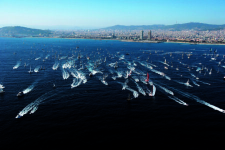 Salida de la primera edición de la Barcelona World Race el 17 de noviembre de 2007. © Jean-Marie Liot Salida de la primera edición de la Barcelona World Race el 17 de noviembre de 2007. © Jean-Marie Liot