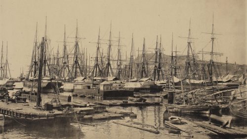 Vista del port de Barcelona. Fototípia (fotolitografia). Finals del segle XIX. Autor: desconegut. Parera y Cia. Editores. ARGO 15. Museu Marítim de Barcelona.